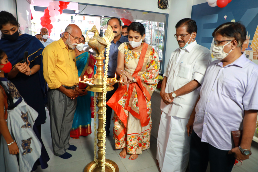 vnv-travel-solutions-gallery-inauguration-8